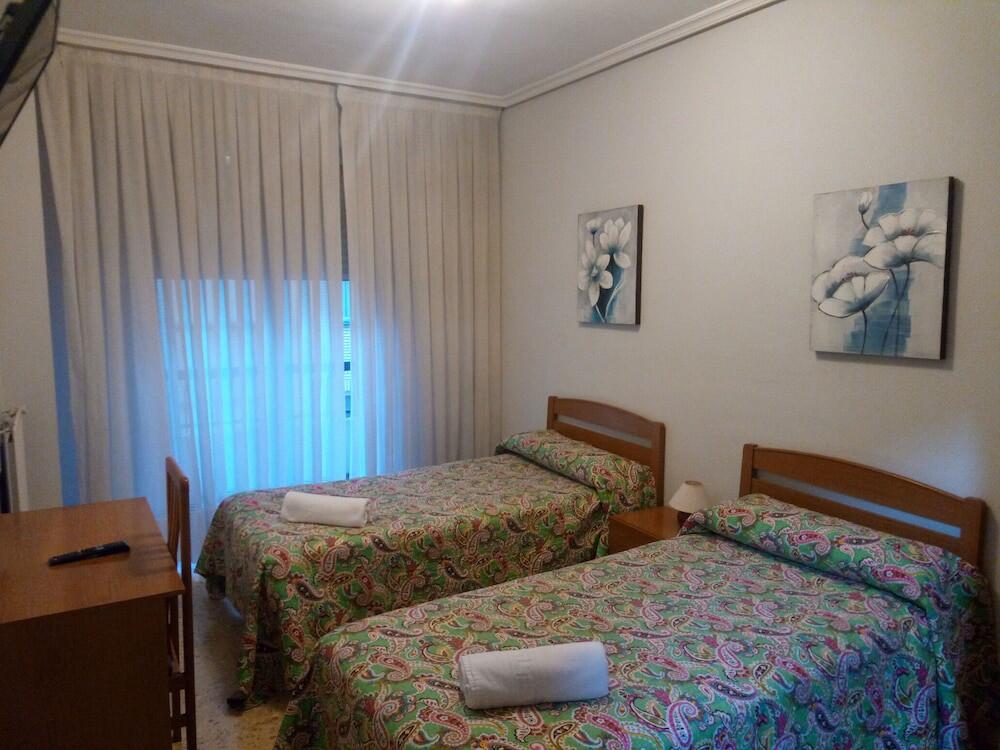 Foto de una habitación de Pensión Cinco Villas