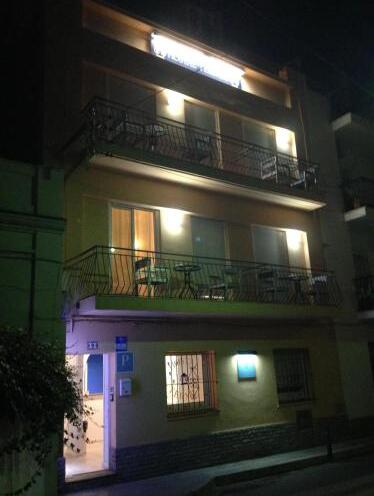 Foto del exterior de Hostal Termes