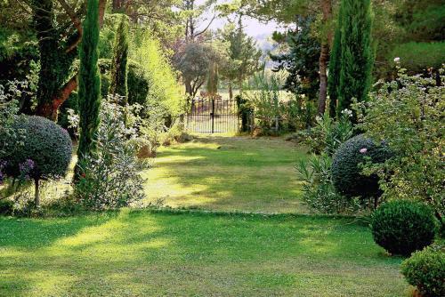 Foto general de Bed-and-Breakfast Le Domaine de Saint Veran
