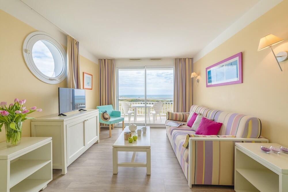 Foto de una habitación de Aparthotel Lagrange Vacances L’Estran