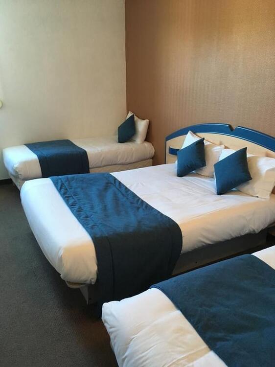 Foto de una habitación de Hotel Akena City Chateaurenard