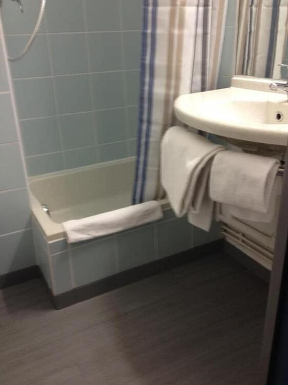Foto del baño de Hotel Akena City Chateaurenard