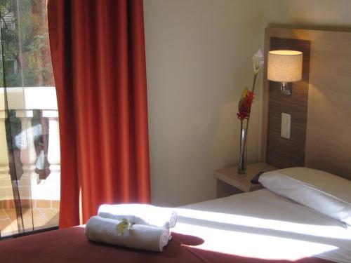 Foto de una habitación de Hotel Residència Erasmus Gracia