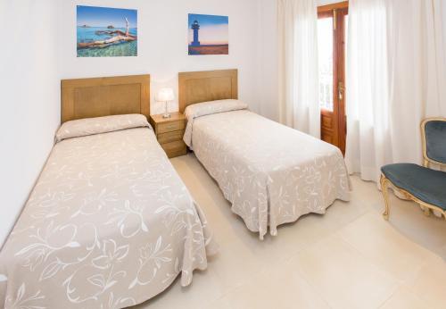 Foto de una habitación de Apartamentos Sofía Playa Ibiza
