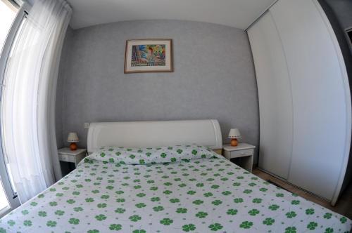 Foto de una habitación de Alquileres Vacacionales Les Pins Bleus - Antibes Juan Les Pins