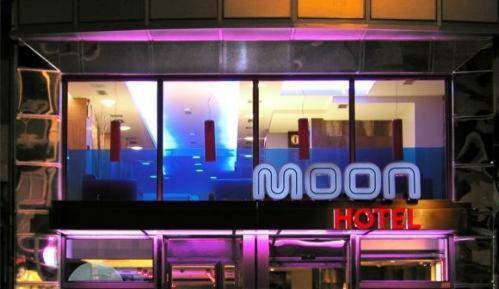 Foto del exterior de Hotel Moon