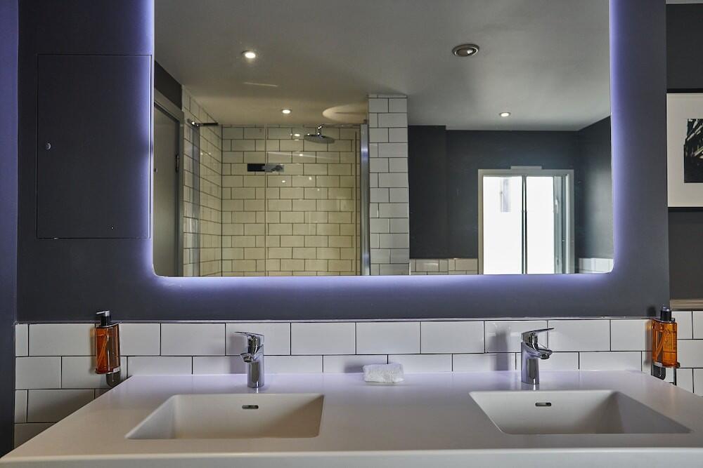 Foto del baño de Hotel Malmaison Reading
