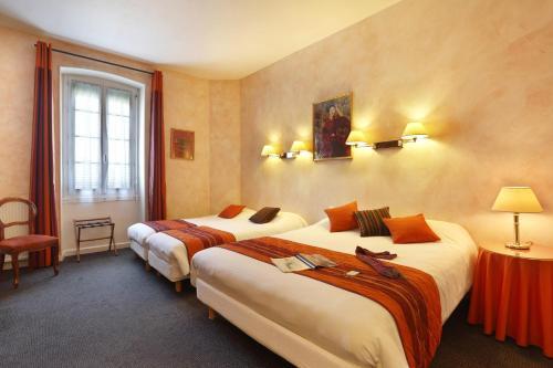 Foto de una habitación de Hôtel Les Tilleuls, Bourges