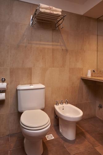 Foto del baño de Altos de Guemes Hotel