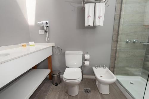 Foto del baño de Altos de Guemes Hotel