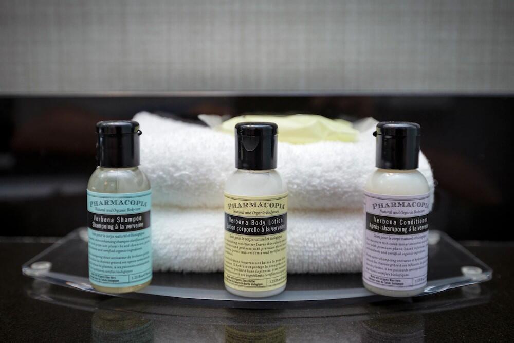 Foto del baño de Sandman Hotel Saskatoon