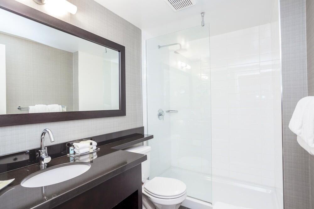 Foto del baño de Sandman Hotel Saskatoon