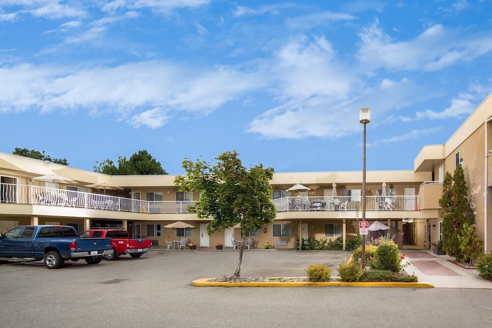 Foto del exterior de Hotel Siesta Suites
