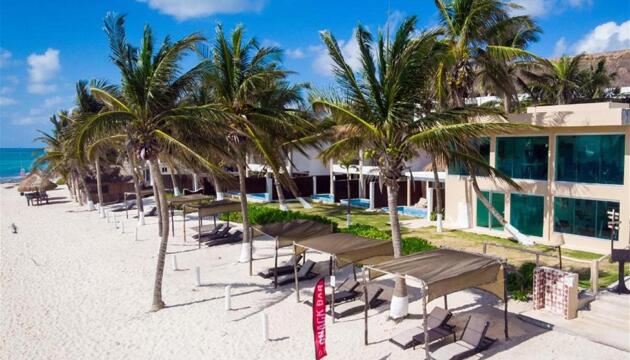 Foto de Le Reve by MIJ - Beachfront Hotel