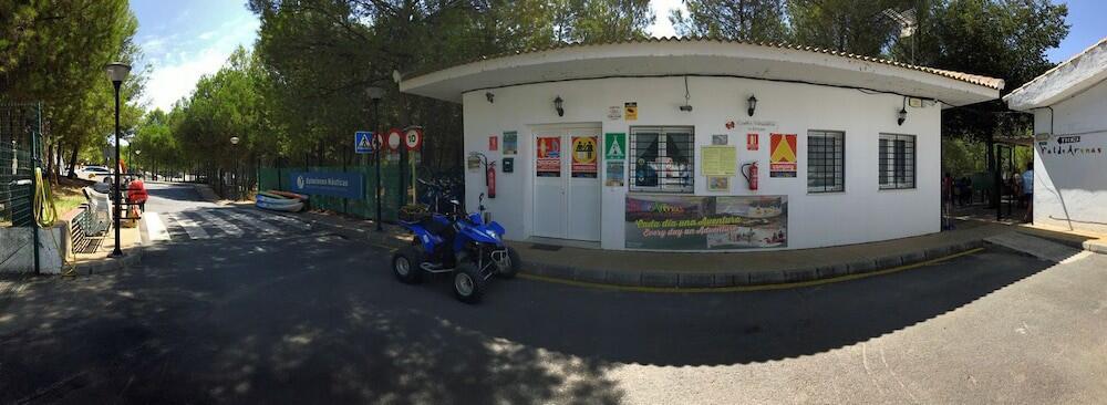 Foto del exterior de Camping Valdearenas