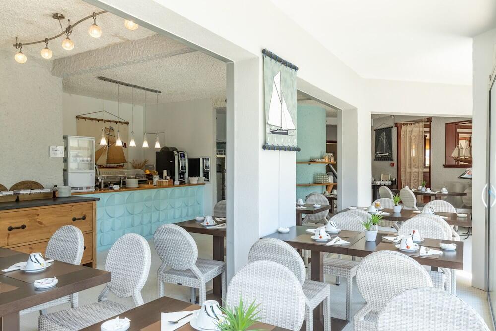 Foto de restauración de Hotel Europe