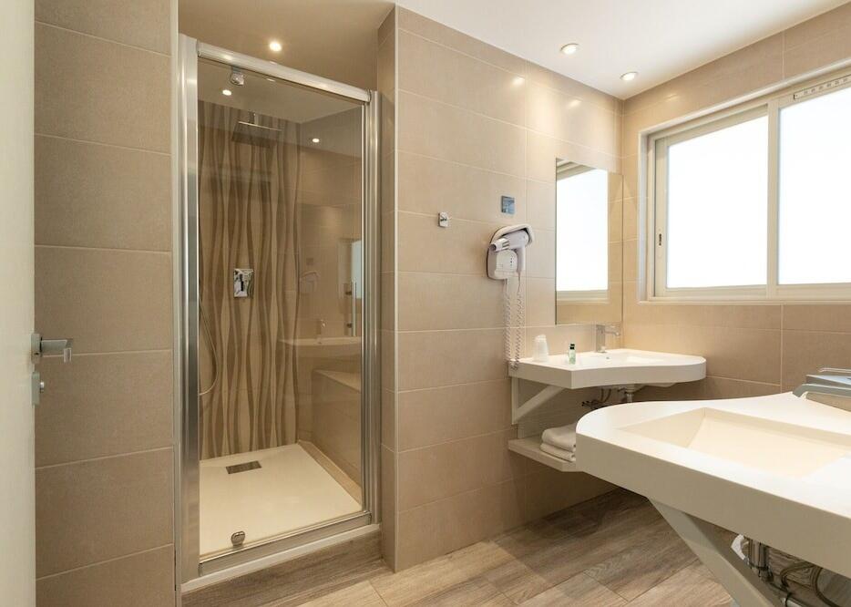 Foto del baño de Hotel Europe