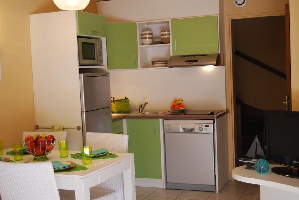 Foto de una habitación de Lagrange Grand Bleu Vacances – Résidence Les Jardins de Neptune