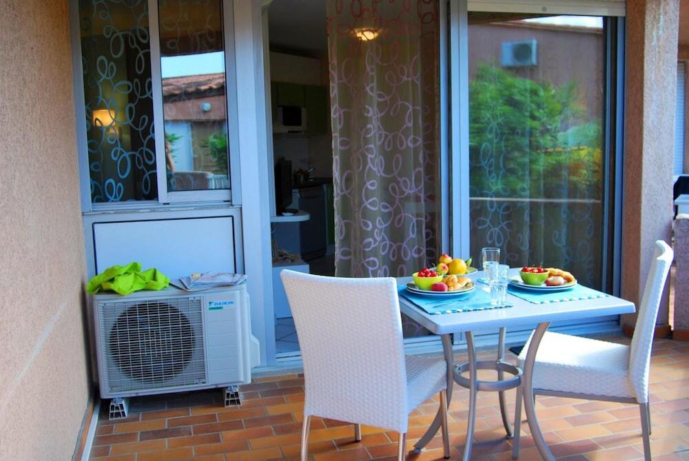Foto de una habitación de Lagrange Grand Bleu Vacances – Résidence Les Jardins de Neptune