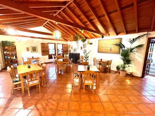 Foto de restauración de Apartamentos Los Telares