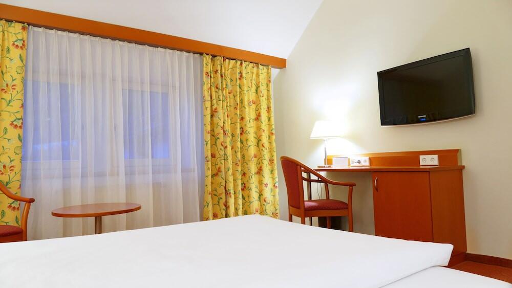 Foto de una habitación de Central Hotel Löwen