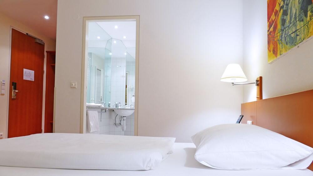Foto del baño de Central Hotel Löwen