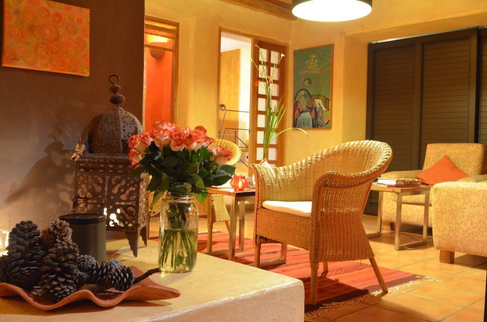 Foto de las zonas nobles de Hotel Las Luciernagas (Adults Only)