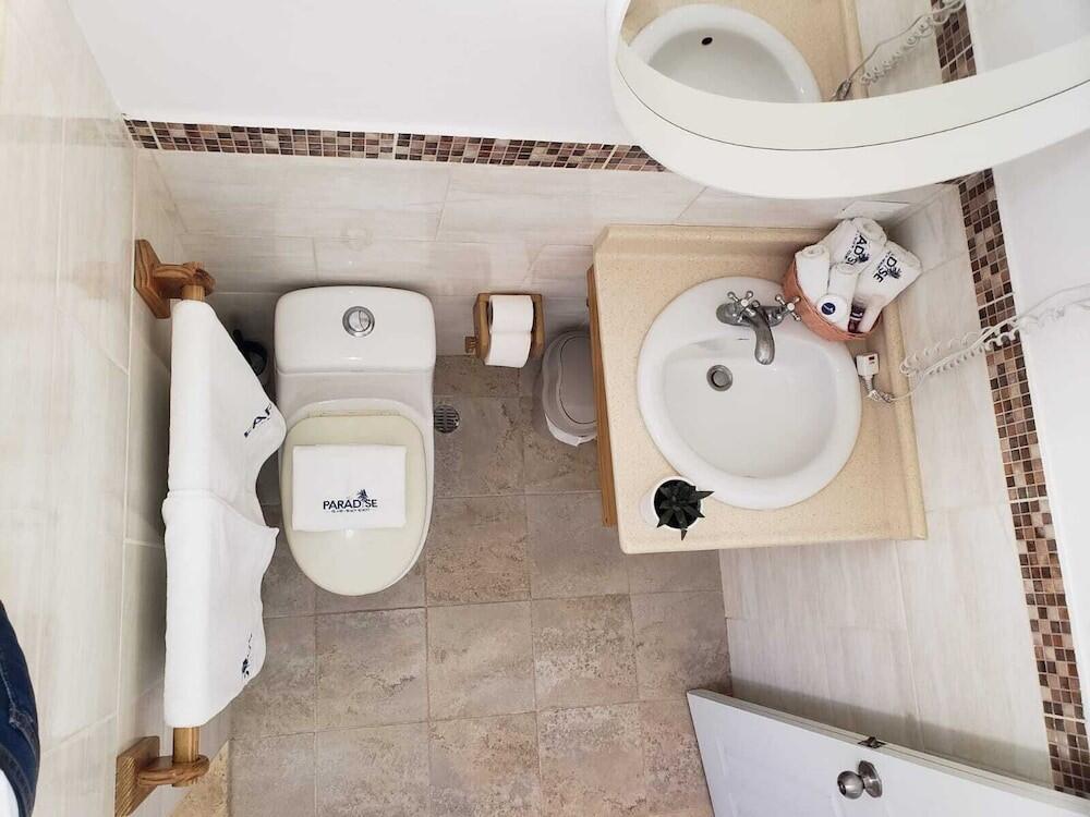 Foto del baño de Hotel Paradise Island Beach Resort