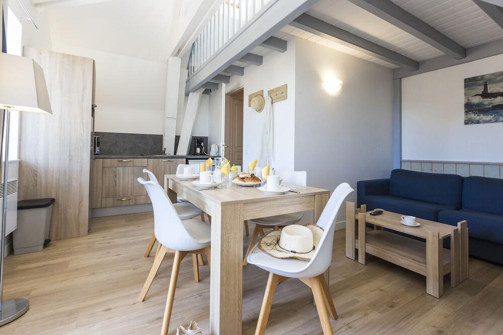 Foto de una habitación de Résidence Odalys Valentin plage