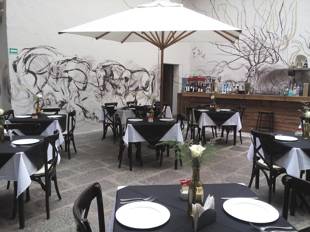 Foto de restauración de Hotel El Encanto