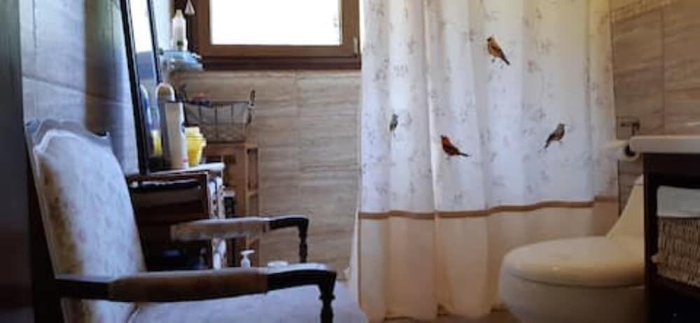 Foto del baño de Casa Buen Aventura, Panajachel, Solola, Guatemala - casa de campo familiar