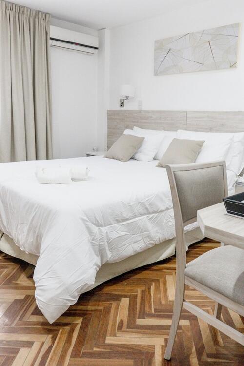 Foto de una habitación de Hotel Mediterraneo