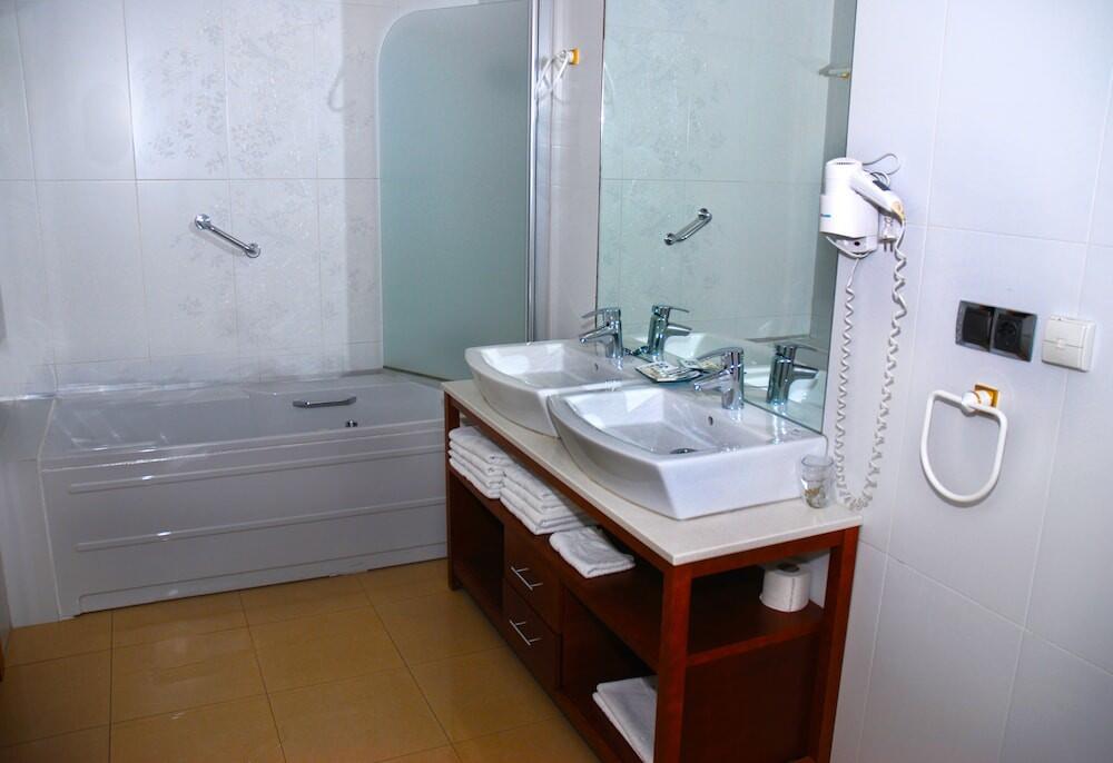 Foto del baño de Hotel Villa de Cacabelos