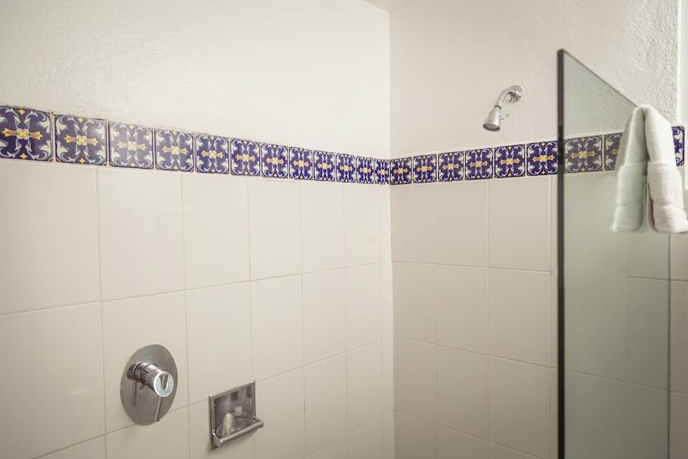 Foto del baño de Hotel Del Angel