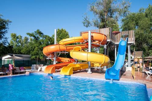 Foto general de Aranjuez Camping &amp;amp; Bungalows
