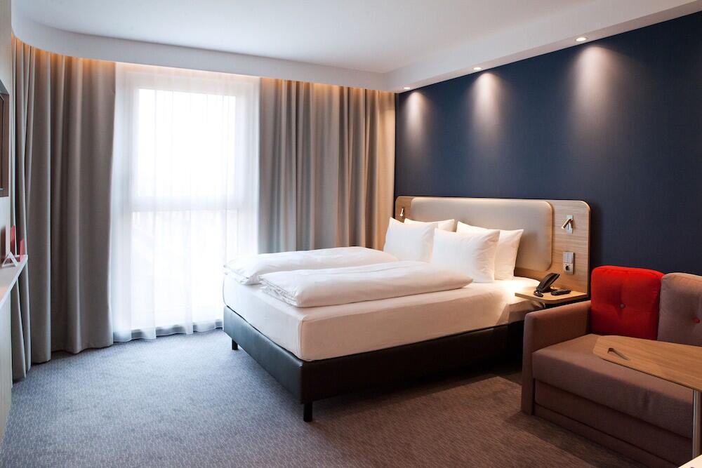 Foto de una habitación de Holiday Inn Express - Offenburg, an IHG Hotel
