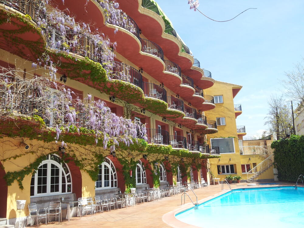 Foto del exterior de Los Angeles &amp;amp; Spa Hotel