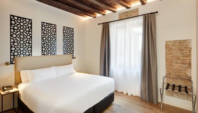 Foto de Aparthotel Sercotel Granada Suites