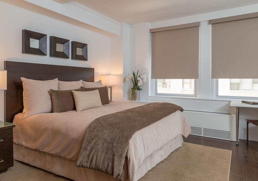 Foto de una habitación de Lombardy Hotel