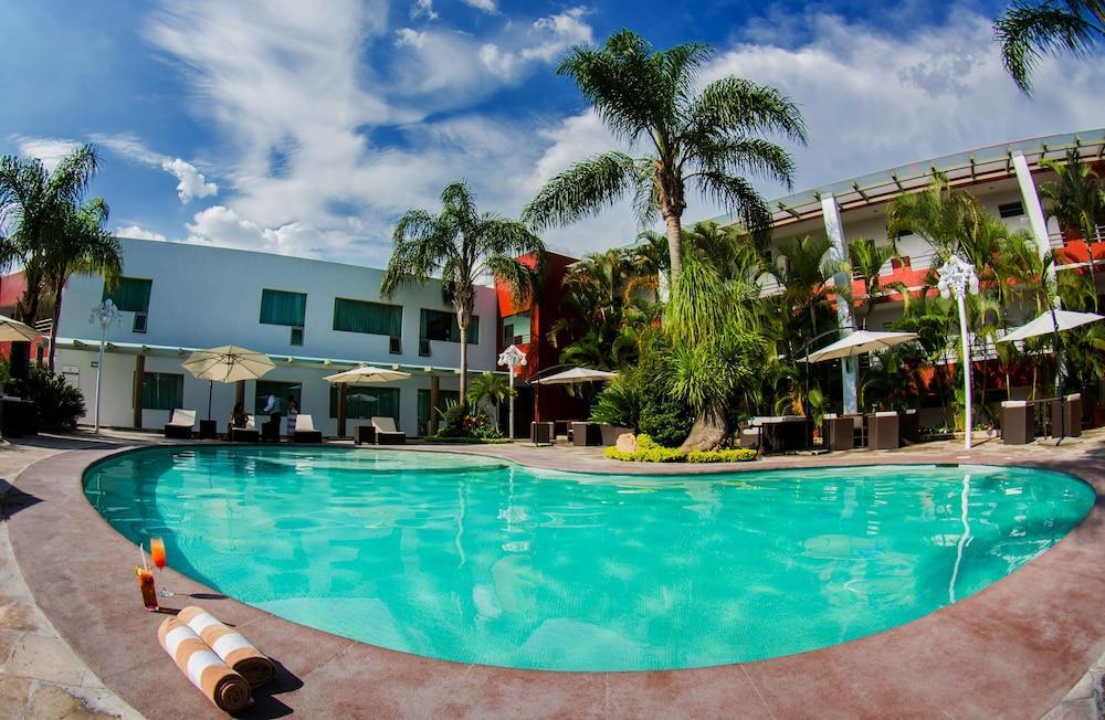 Photo – Hotel Estancia Business Class