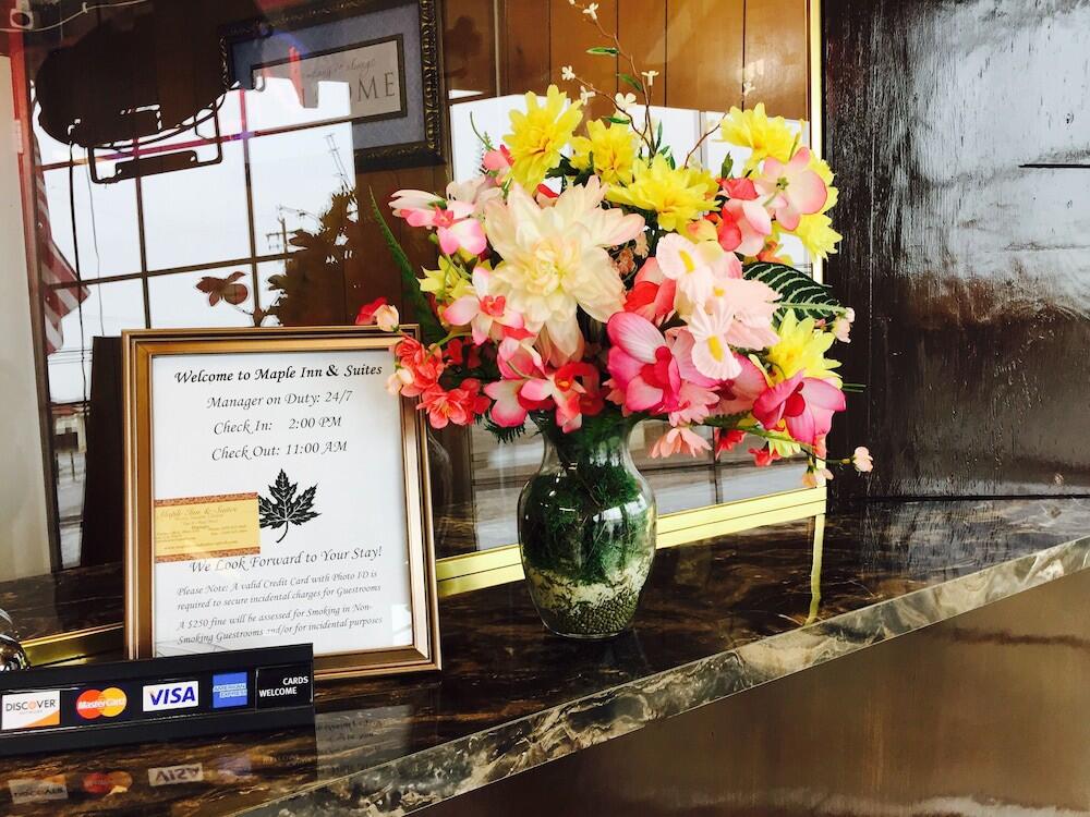 Common areas – Motel Maple Inn and Suites Los Banos