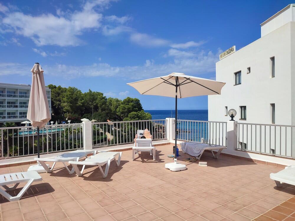 Foto de los servicios de Flats Friends Apartamentos Es Puet Blanc